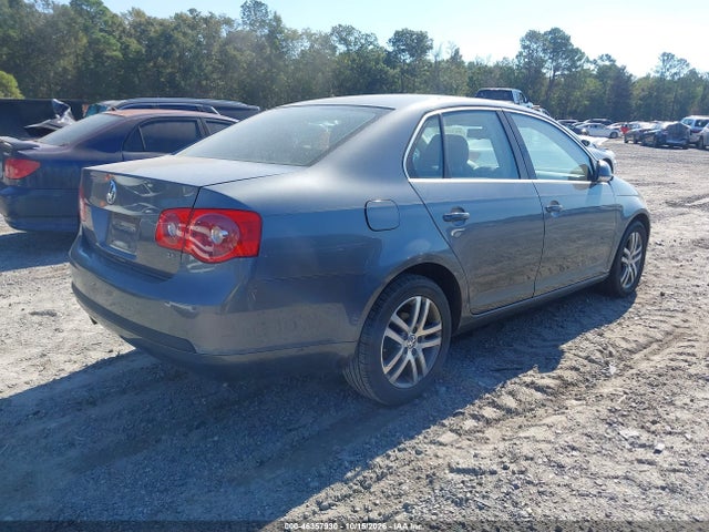 Продажа на аукционе авто 2005 Volkswagen Jetta 2.5, vin: 3VWSF71K75M606199, номер лота: 46357930