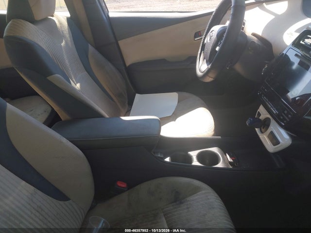 46357952 :رقم المزاد ، JTDKBRFU3G3009964 vin ، 2016 Toyota Prius Two مزاد بيع