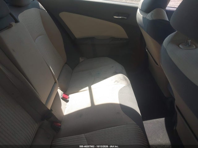 46357952 :رقم المزاد ، JTDKBRFU3G3009964 vin ، 2016 Toyota Prius Two مزاد بيع