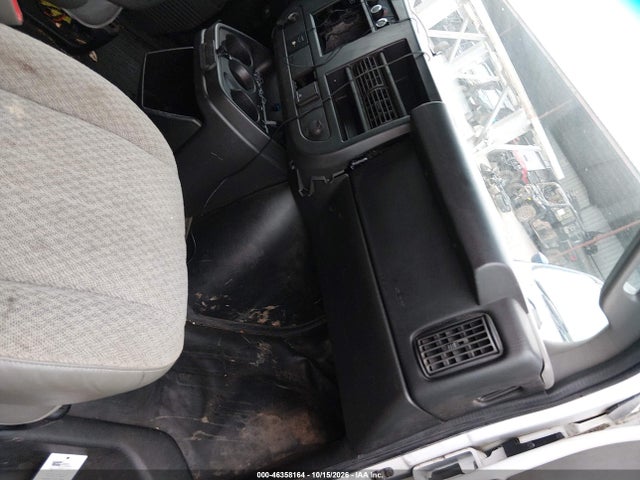Продажа на аукционе авто 2017 Chevrolet Express 2500 Work Van, vin: 1GCWGAFF2H1135235, номер лота: 46358164