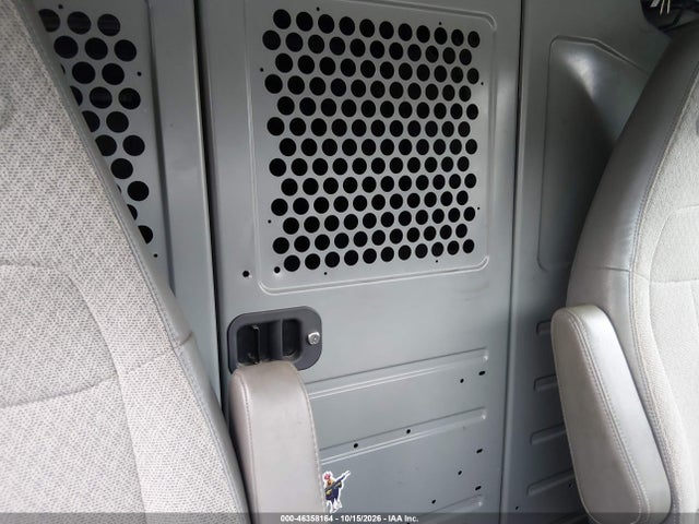 Продажа на аукционе авто 2017 Chevrolet Express 2500 Work Van, vin: 1GCWGAFF2H1135235, номер лота: 46358164
