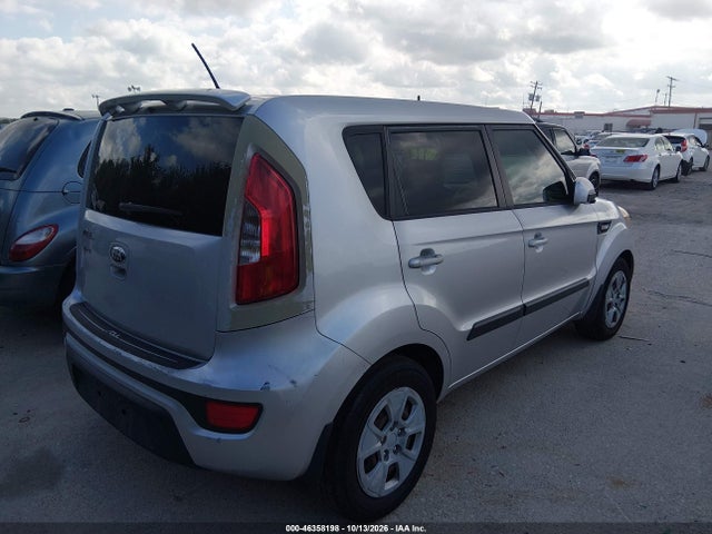 2013 Kia Soul მანქანა იყიდება აუქციონზე, vin: KNDJT2A54D7762603, აუქციონის ნომერი: 46358198