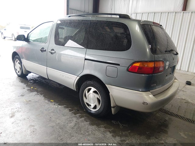 46358425 :رقم المزاد ، 4T3ZF13C3YU292218 vin ، 2000 Toyota Sienna Le/xle مزاد بيع