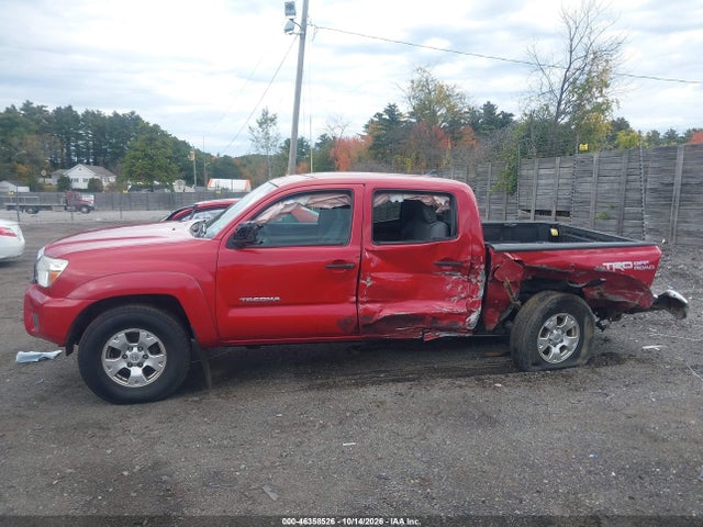 46358526 :رقم المزاد ، 3TMLU4EN1FM176025 vin ، 2015 Toyota Tacoma Base V6 مزاد بيع