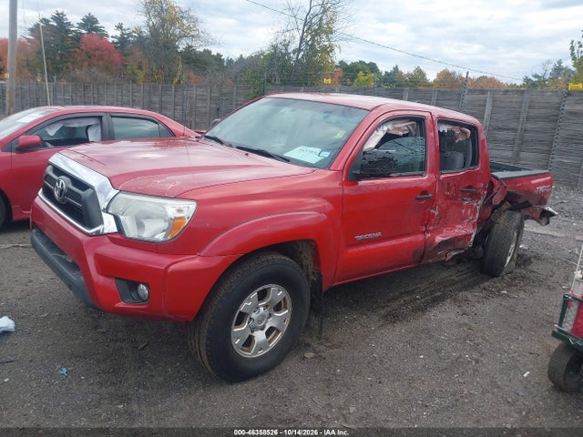 46358526 :رقم المزاد ، 3TMLU4EN1FM176025 vin ، 2015 Toyota Tacoma Base V6 مزاد بيع