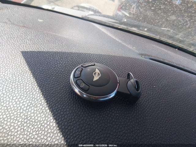 46358555 :رقم المزاد ، WMWSU3C58CT185162 vin ، 2012 Mini Cooper مزاد بيع