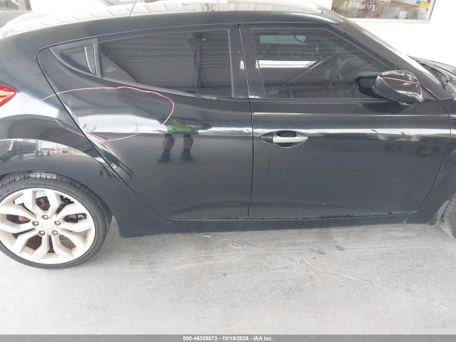 Aukcja sprzedaży 2012 Hyundai Veloster Base W/red/black, vin: KMHTC6AD2CU078782, numer aukcji: 46358873