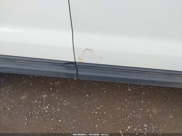 2011 Ford Explorer მანქანა იყიდება აუქციონზე, vin: 1FMHK8B86B6A84281, აუქციონის ნომერი: 46358911