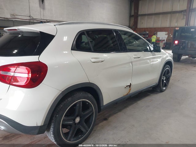 2015 Mercedes-benz Gla 250 4matic მანქანა იყიდება აუქციონზე, vin: WDCTG4GB9FJ038525, აუქციონის ნომერი: 46358976