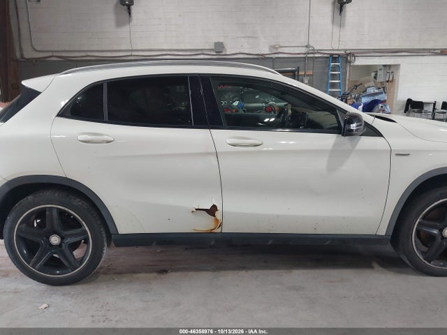 2015 Mercedes-benz Gla 250 4matic მანქანა იყიდება აუქციონზე, vin: WDCTG4GB9FJ038525, აუქციონის ნომერი: 46358976
