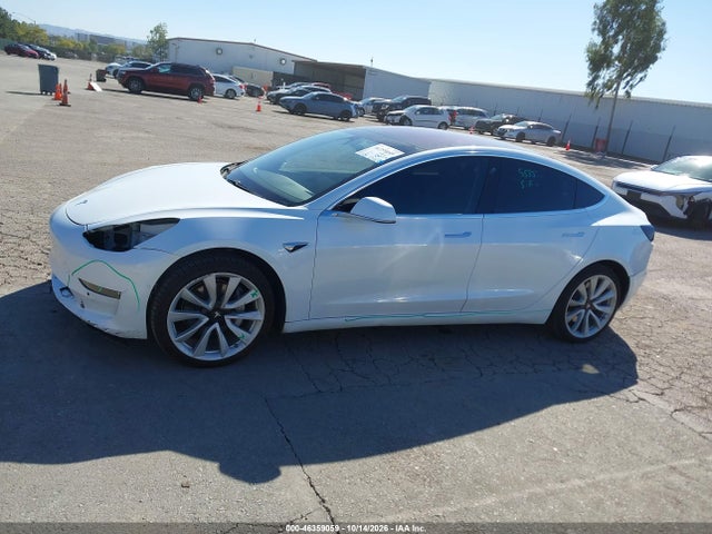 Продаж на аукціоні авто 2018 Tesla Model 3 Long Range/mid Range, vin: 5YJ3E1EA3JF025189, номер лоту: 46359059