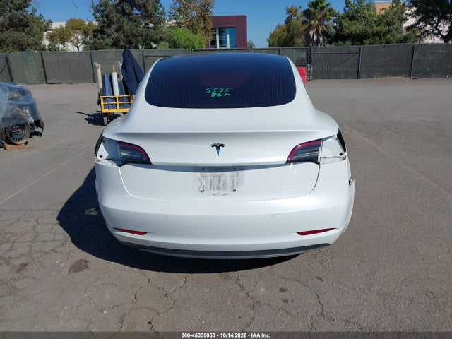Продаж на аукціоні авто 2018 Tesla Model 3 Long Range/mid Range, vin: 5YJ3E1EA3JF025189, номер лоту: 46359059