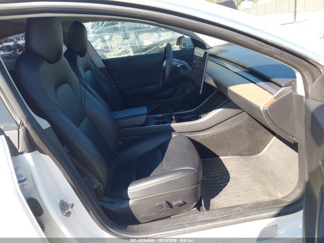 Продаж на аукціоні авто 2018 Tesla Model 3 Long Range/mid Range, vin: 5YJ3E1EA3JF025189, номер лоту: 46359059