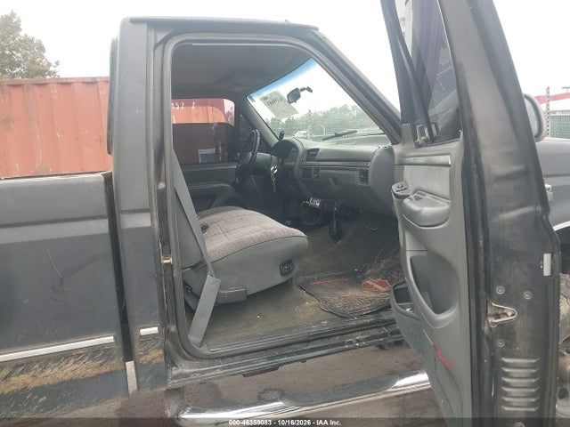 1992 Ford F350 მანქანა იყიდება აუქციონზე, vin: 1FTHF36G8NNA64420, აუქციონის ნომერი: 46359083