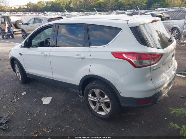 2015 Ford Escape Se მანქანა იყიდება აუქციონზე, vin: 1FMCU0GXXFUC42182, აუქციონის ნომერი: 46359120