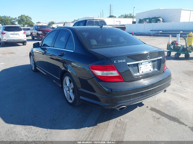 Продажа на аукционе авто 2011 Mercedes-benz C 300 Luxury/sport, vin: WDDGF5EB6BA482190, номер лота: 46359261