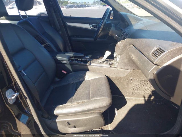 Продажа на аукционе авто 2011 Mercedes-benz C 300 Luxury/sport, vin: WDDGF5EB6BA482190, номер лота: 46359261