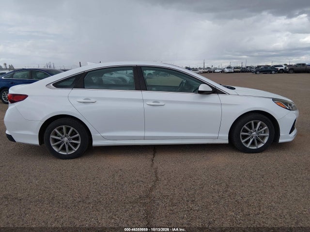 Hyundai SONATA ECO 2018 5NPE24AA4JH683503 Image 14