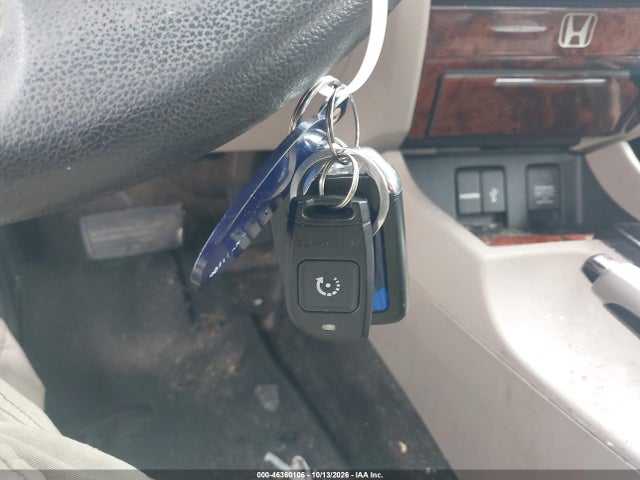 2014 Honda Civic Hybrid მანქანა იყიდება აუქციონზე, vin: 19XFB4F26EE201839, აუქციონის ნომერი: 46360106