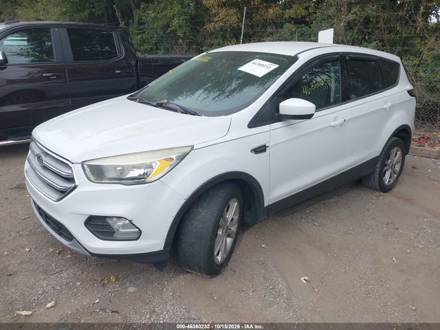 Продаж на аукціоні авто 2017 Ford Escape Se, vin: 1FMCU0GD0HUA78675, номер лоту: 46360232