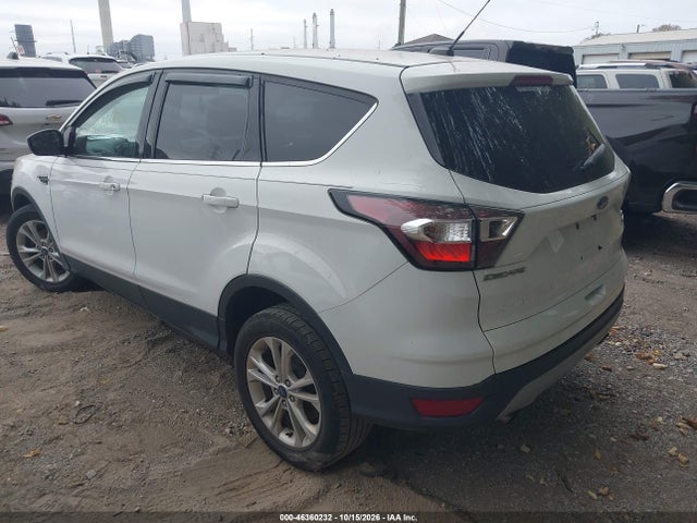 Продаж на аукціоні авто 2017 Ford Escape Se, vin: 1FMCU0GD0HUA78675, номер лоту: 46360232