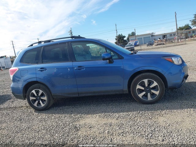 Subaru Forester 2.5i Premium 2017 JF2SJAGC1HH525868 Image 13