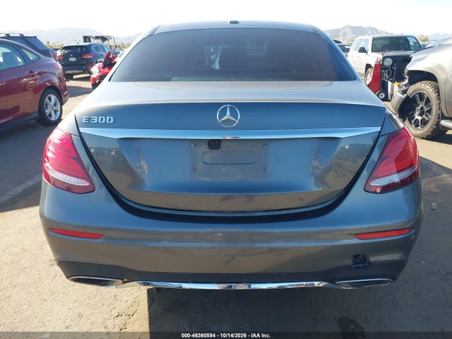 WDDZF4JB4JA460499 Mercedes-Benz E 300