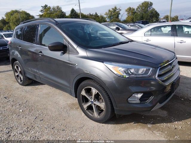 Продаж на аукціоні авто 2017 Ford Escape Se, vin: 1FMCU0G90HUA77392, номер лоту: 46360821