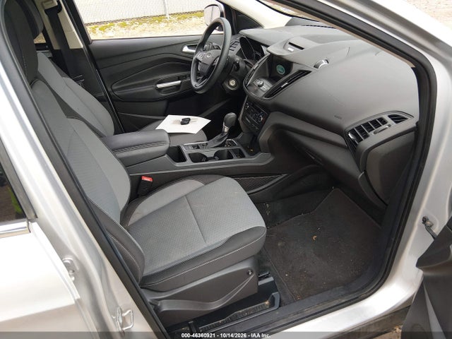 Продажа на аукционе авто 2017 Ford Escape Se, vin: 1FMCU9GD8HUA16591, номер лота: 46360921