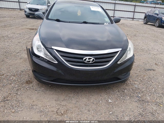 46361238 :رقم المزاد ، 5NPEB4AC1EH831145 vin ، 2014 Hyundai Sonata Gls مزاد بيع