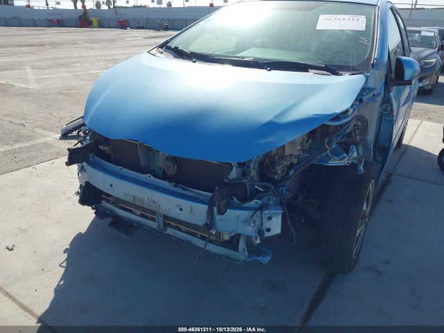 2015 Toyota Prius C Two მანქანა იყიდება აუქციონზე, vin: JTDKDTB31F1093524, აუქციონის ნომერი: 46361311
