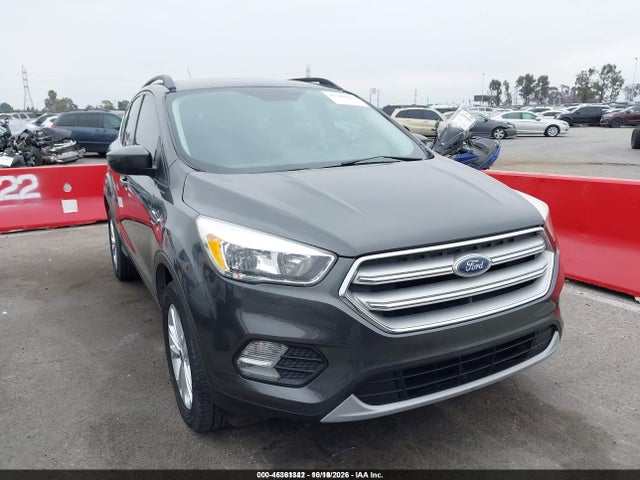 2018 Ford Escape Se მანქანა იყიდება აუქციონზე, vin: 1FMCU9GD8JUB61099, აუქციონის ნომერი: 46361342