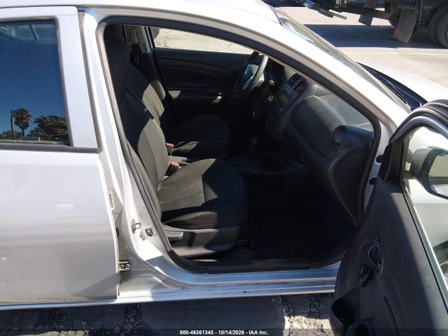 2017 Nissan Versa 1.6 S+ მანქანა იყიდება აუქციონზე, vin: 3N1CN7AP0HL879441, აუქციონის ნომერი: 46361348
