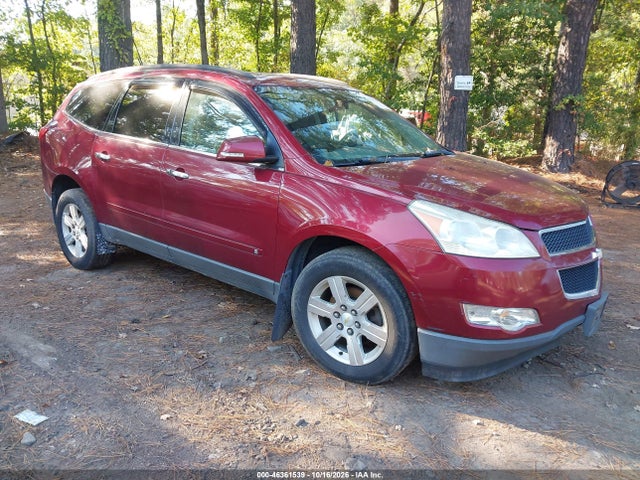 46361539 :رقم المزاد ، 1GNLVFED6AS143075 vin ، 2010 Chevrolet Traverse Lt مزاد بيع