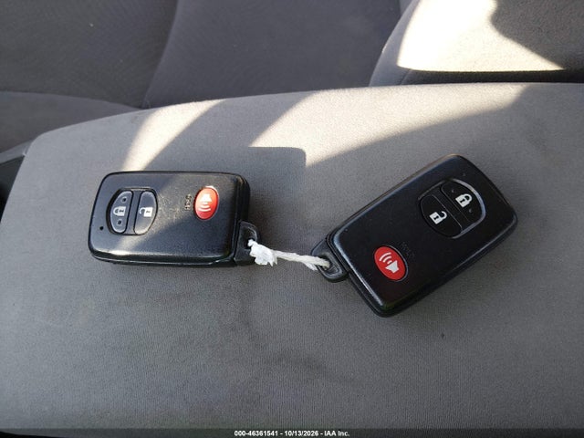 46361541 :رقم المزاد ، JTDKN3DU3A0007499 vin ، 2010 Toyota Prius Iii مزاد بيع