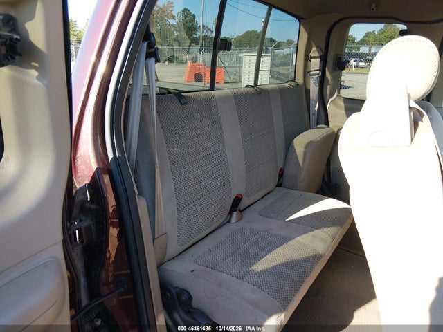 2001 Ford F-150 Xl/xlt მანქანა იყიდება აუქციონზე, vin: 2FTZX07211CA28846, აუქციონის ნომერი: 46361685
