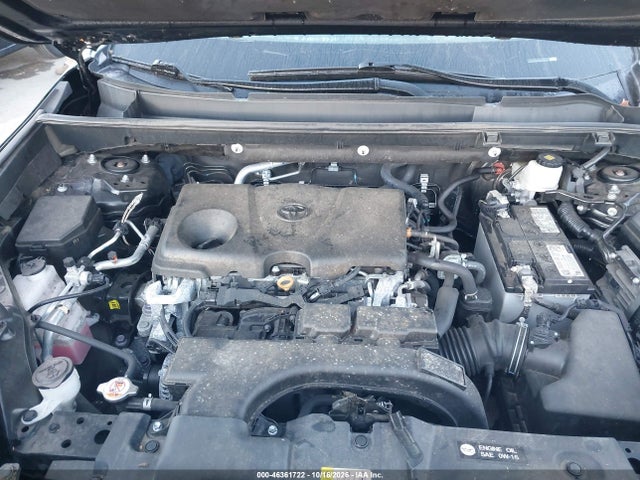 2T3G1RFV9MC150310 Toyota RAV4 LE