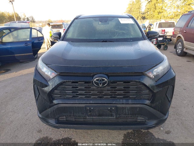 2T3G1RFV9MC150310 Toyota RAV4 LE