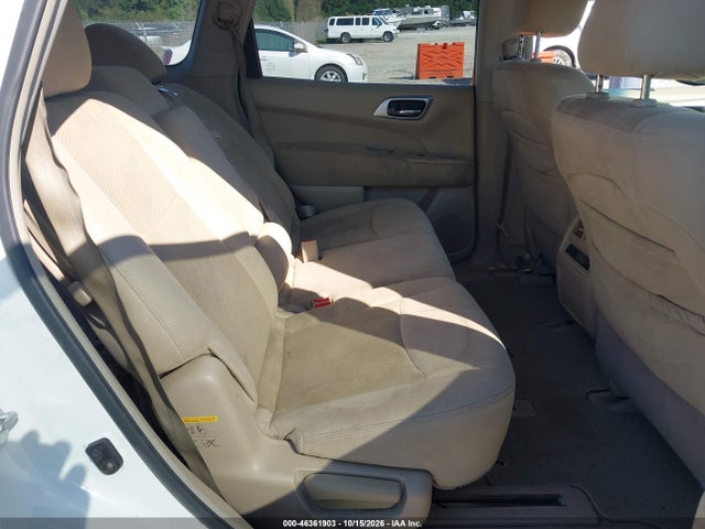 46361903 :رقم المزاد ، 5N1AR2MM4DC635404 vin ، 2013 Nissan Pathfinder S مزاد بيع