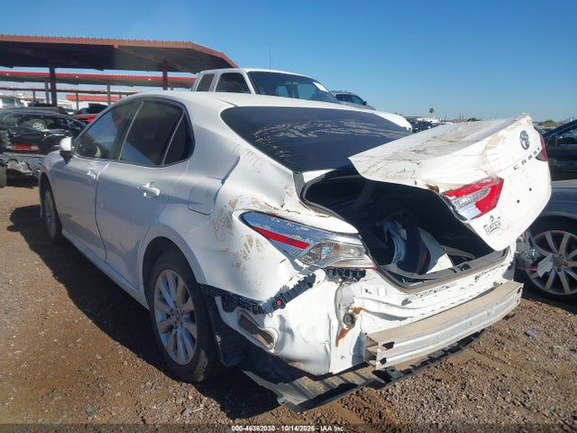 Toyota CAMRY LE 2018 JTNB11HK0J3029009 Image 3