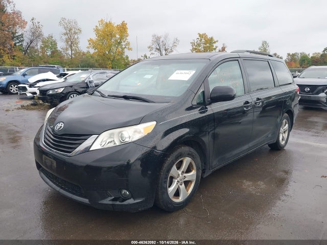 46362092 :رقم المزاد ، 5TDKK3DC8BS164220 vin ، 2011 Toyota Sienna Le V6 مزاد بيع