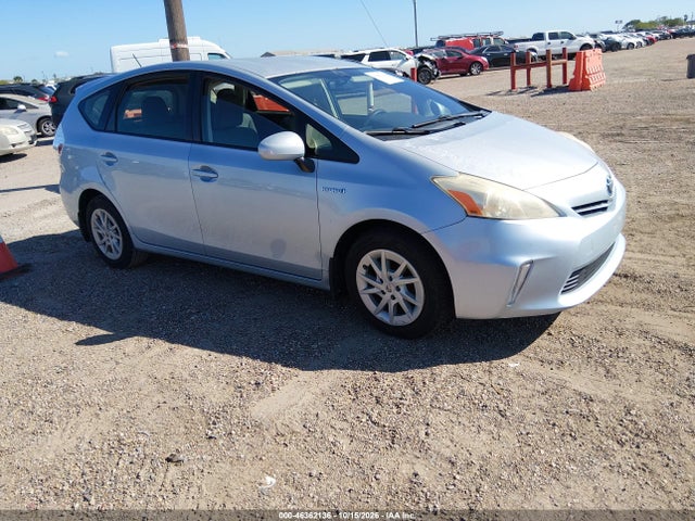 2013 Toyota Prius V Three მანქანა იყიდება აუქციონზე, vin: JTDZN3EU6D3220088, აუქციონის ნომერი: 46362136