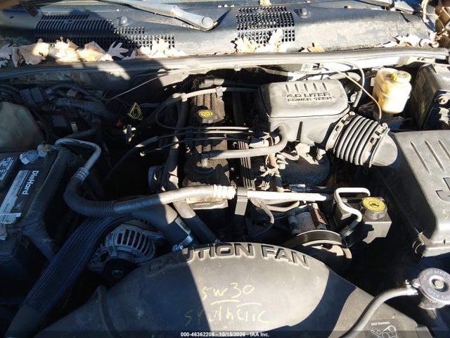 2000 Jeep Grand Cherokee Laredo მანქანა იყიდება აუქციონზე, vin: 1J4GW48S4YC297434, აუქციონის ნომერი: 46362208