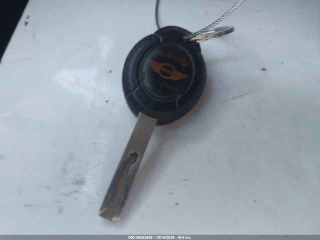 Продаж на аукціоні авто 2006 Mini Cooper S, vin: WMWRH33576TF87037, номер лоту: 46362409