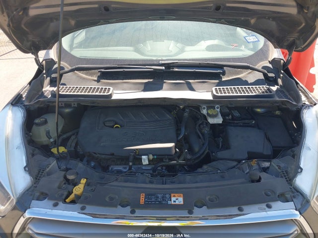 46362434 :رقم المزاد ، 1FMCU0GD6HUD73862 vin ، 2017 Ford Escape Se مزاد بيع