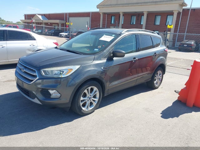 46362434 :رقم المزاد ، 1FMCU0GD6HUD73862 vin ، 2017 Ford Escape Se مزاد بيع