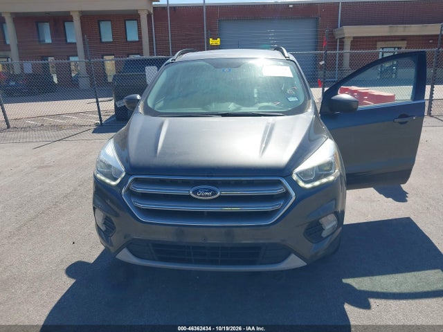 46362434 :رقم المزاد ، 1FMCU0GD6HUD73862 vin ، 2017 Ford Escape Se مزاد بيع
