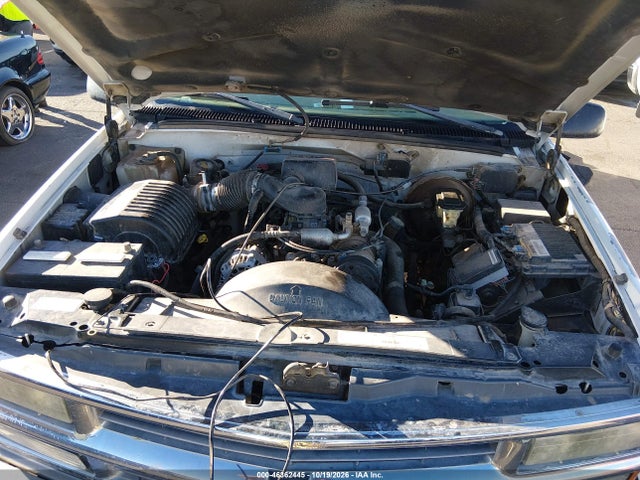 Aukcja sprzedaży 1998 Chevrolet K1500 Fleetside, vin: 2GCEK19R6W1158573, numer aukcji: 46362445