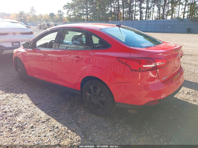 46362629 :رقم المزاد ، 1FADP3FE9HL322881 vin ، 2017 Ford Focus Se مزاد بيع
