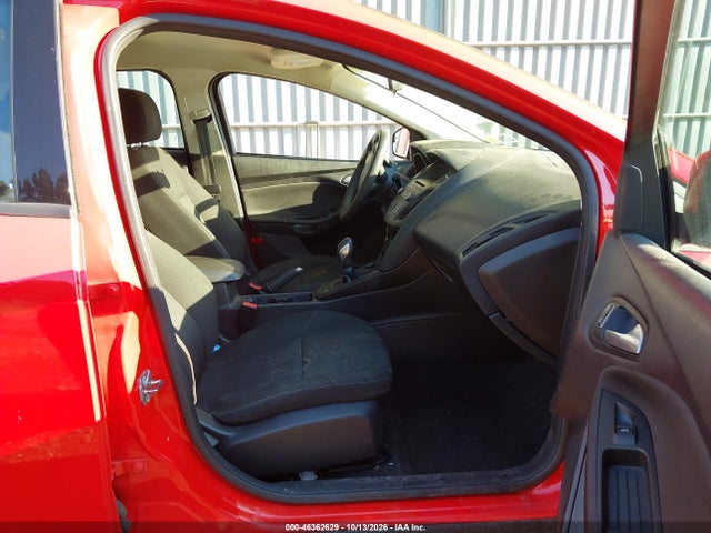 46362629 :رقم المزاد ، 1FADP3FE9HL322881 vin ، 2017 Ford Focus Se مزاد بيع